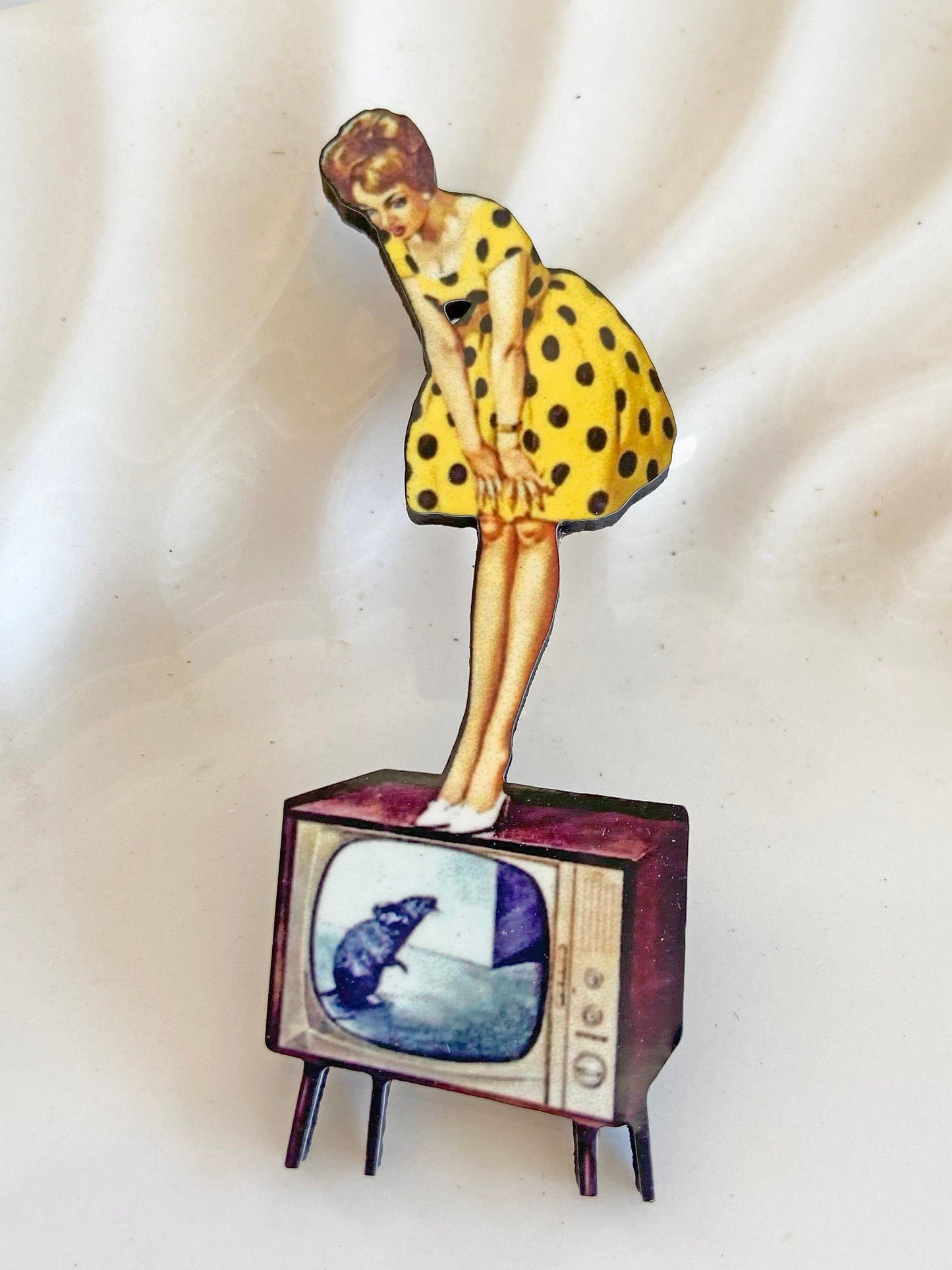Fun Oddity Brooch of Vintage Lady Standing on TV, She's scared of mouse, Unique Pin, Wearable Art, Laser Cut Wood Shape, Sublimated Image