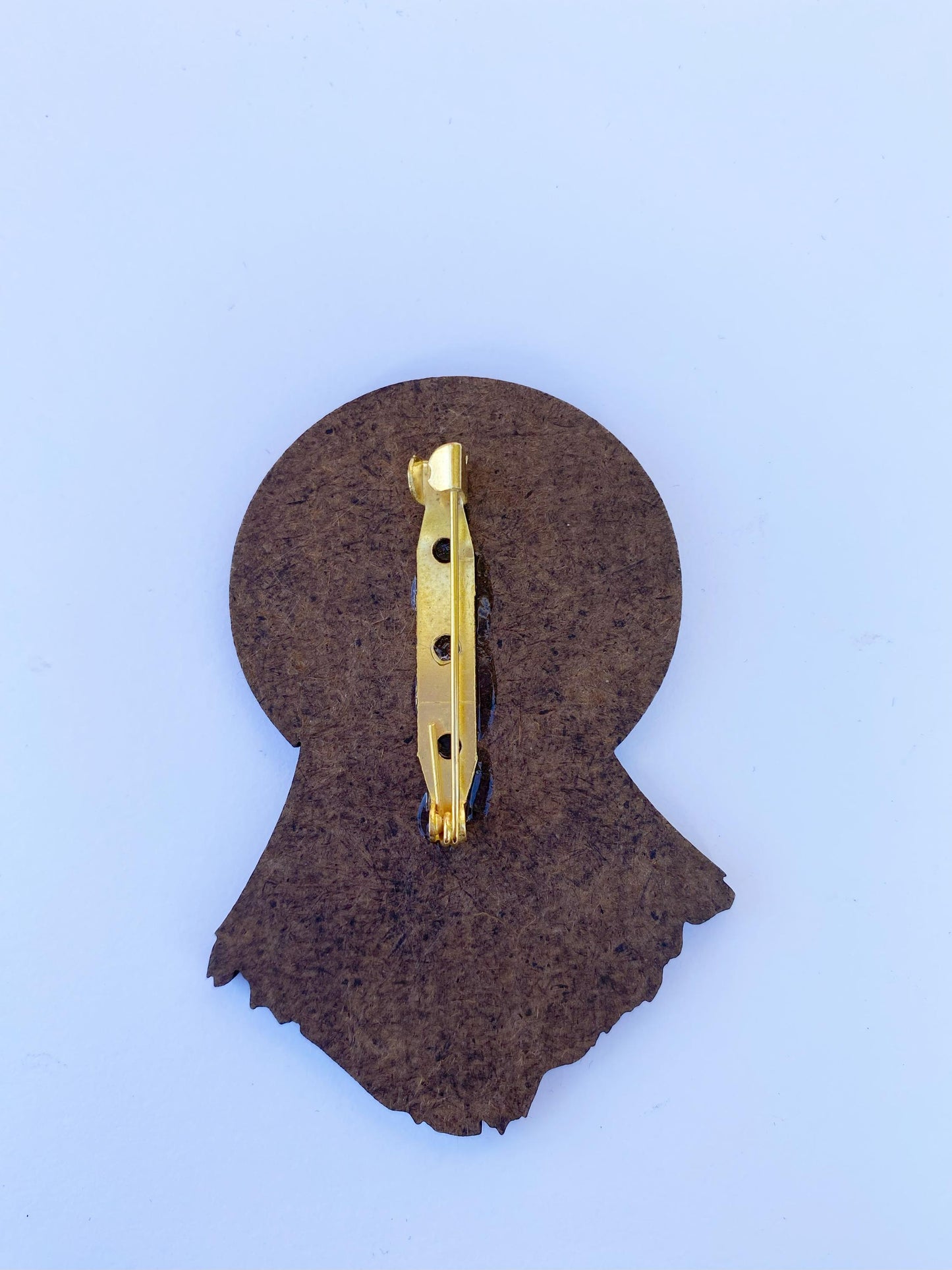 Sacred Heart Pop Art Brooch – Handmade Sublimated Wooden Pin – Retro Virgin Mary-Inspired Iconic Jewelry