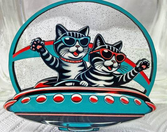 Futuristic Cats in Spaceship Brooch: Laser Cut Wood & Acrylic Pin